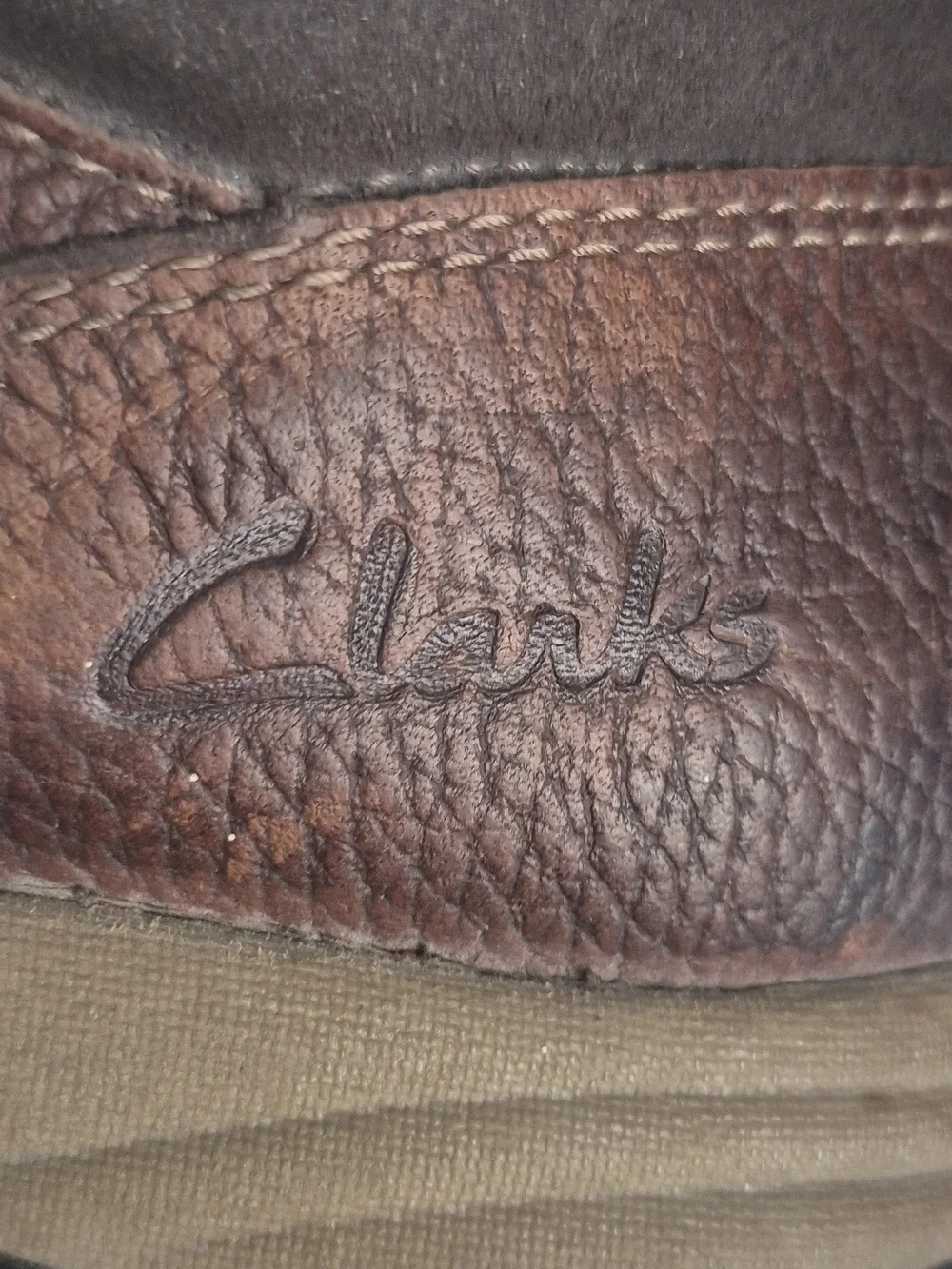 Clarks Mens Brown Leather Waterproof Sneaker Lace-Up Rubber Outsole Casual
